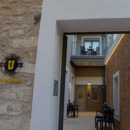 Uni Island - City Center Suites 이라클리온 외부 사진